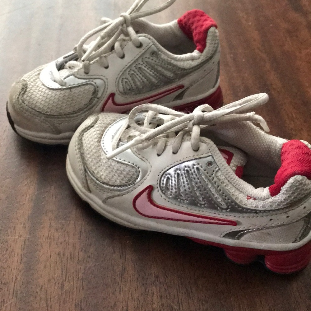 Toddler girls Nike
